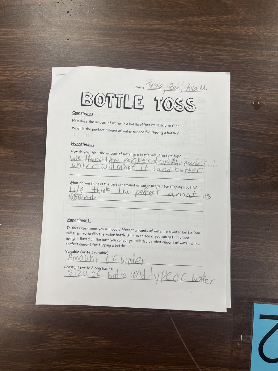 f_mbeach's tweet photo. What's the perfect amount of water for a successful bottle flip? Let's experiment!🫧📊👀#FMBEStrong @LeeSchools https://t.co/P2zgKArigP