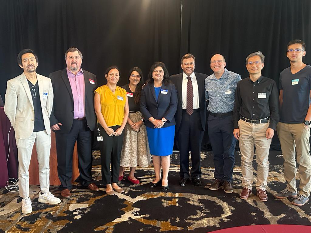 Aggies End Cancer (@aggiesendcancer) on Twitter photo Meet the leaders of <a href="/CPRITTexas/">CPRIT</a> Center for Excellence in Cancer Research (TREC) <a href="/TAMU/">Texas A&M University</a>
Directors Ken Ramos and Robb Chapkin
Project Leaders: <a href="/LabRaghavan/">Shreya Raghavan</a> <a href="/Irtisha_Singh/">Irtisha Singh</a> <a href="/ChakrabortySLab/">Sanjukta Chakraborty Lab</a> <a href="/s8shogo/">Shogo Sato</a>
Mission: linking gene-environment-lifestyle interactions in cancer
#AggiesEndCancer Meet the leaders of <a href="/CPRITTexas/">CPRIT</a> Center for Excellence in Cancer Research (TREC) <a href="/TAMU/">Texas A&M University</a>
Directors Ken Ramos and Robb Chapkin
Project Leaders: <a href="/LabRaghavan/">Shreya Raghavan</a> <a href="/Irtisha_Singh/">Irtisha Singh</a> <a href="/ChakrabortySLab/">Sanjukta Chakraborty Lab</a> <a href="/s8shogo/">Shogo Sato</a>
Mission: linking gene-environment-lifestyle interactions in cancer
#AggiesEndCancer