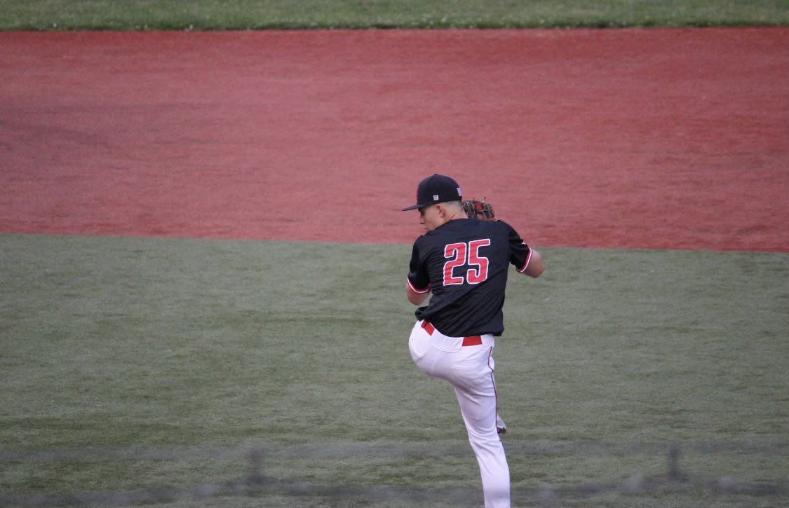 Last night the #Lopes lost in extras to Neshannok in the WPIAL Semis 2-1. 

<a href="/ColinCrawford25/">Colin Crawford</a> was stellar once again going 6 2/3 giving up 1. <a href="/ben_1_barnes/">Ben Barnes</a> had 2 doubles. <a href="/blackson_hunter/">Hunter Blackson</a> added an RBI single in the 5th. 

Next: Lopes v. East Allegheny at W&amp;J College 5/30 at 4:30.