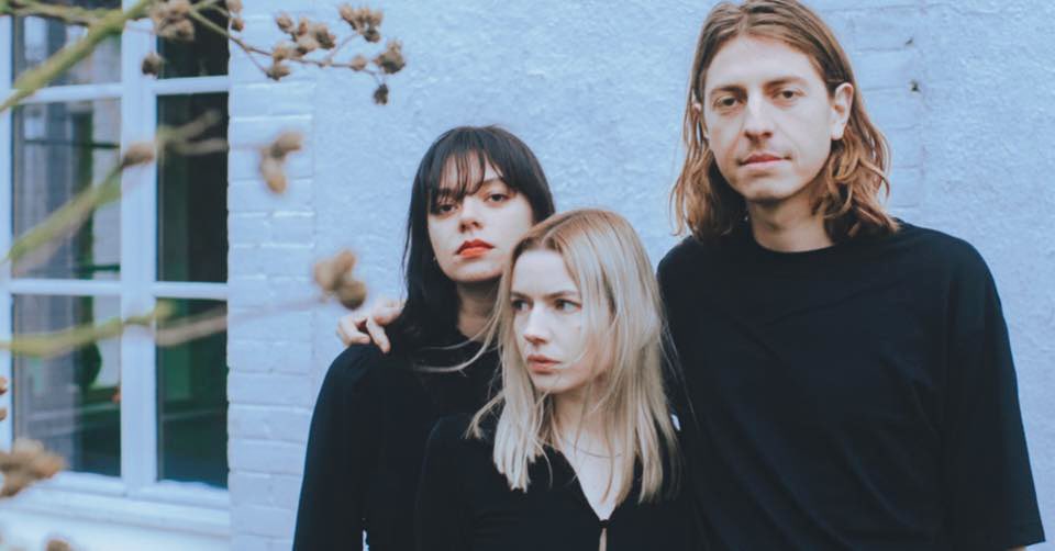 SocialbowlLDN's tweet image. Oh, you didn’t hear?! We’re making Wednesday the new Friday! 🤘🏼@Wehateyouplease , @DoubleDateWDTH and @stuck_out_here take our stage tonight! Music starts around 9pm! Plus 50% OFF pizza, bottles of wine and calzones! 🍕 #ldnont #socialbowlldn #livemusicldn