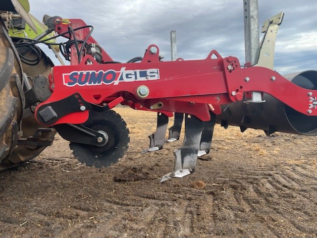 StrathavenFarm's tweet image. Sumo GLS, 2 in stock. 1 ex demo. For your low disturbance needs and to get that grass to grow this machine is awesome.
