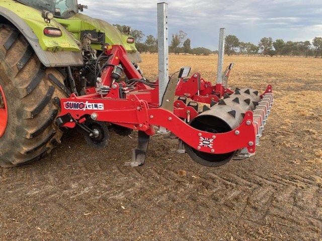 StrathavenFarm's tweet image. Sumo GLS, 2 in stock. 1 ex demo. For your low disturbance needs and to get that grass to grow this machine is awesome.
