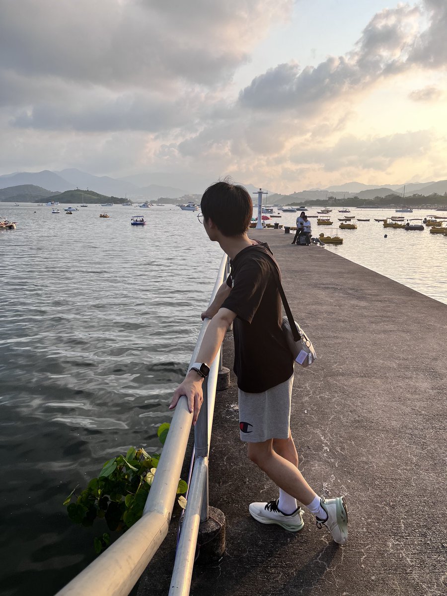 ICAlan2006's tweet photo. And all the waves, the sea, the sea
And on the road, are you and me. https://t.co/xIEeCSmKUY
