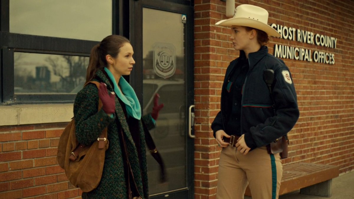 'Whoa! Where's the hold-up? Yeah, 'cause you're a cop.'

Happy #WayHaughtWednesday❤ 
#WynonnaEarp #BringWynonnaHome