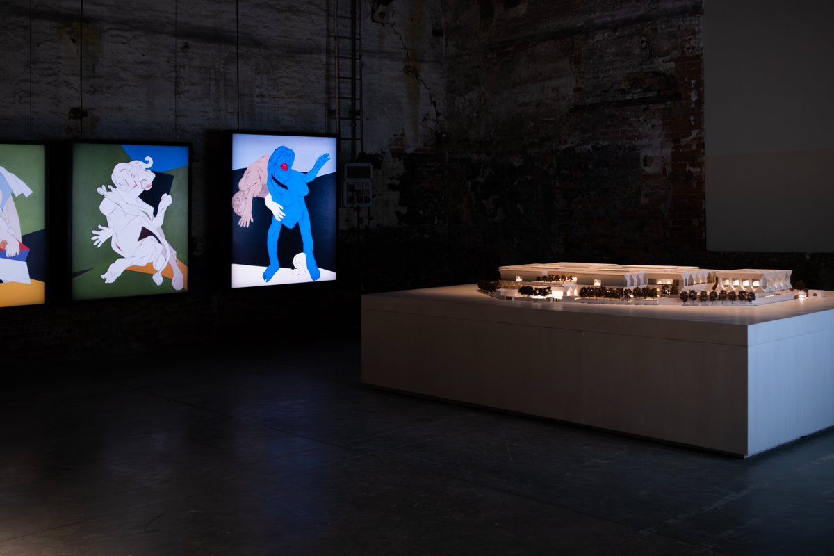 flintculture's tweet image. 🌟 @KNMAIndia&apos;s new building by @dadjaye was unveiled at @la_Biennale. Designed in collaboration with S. Ghosh &amp;amp; Associates, it is set to be India&apos;s largest cultural centre when it opens in Delhi in 2026! 

Find out more here 👇

knma.in

#KNMA #DavidAdjaye