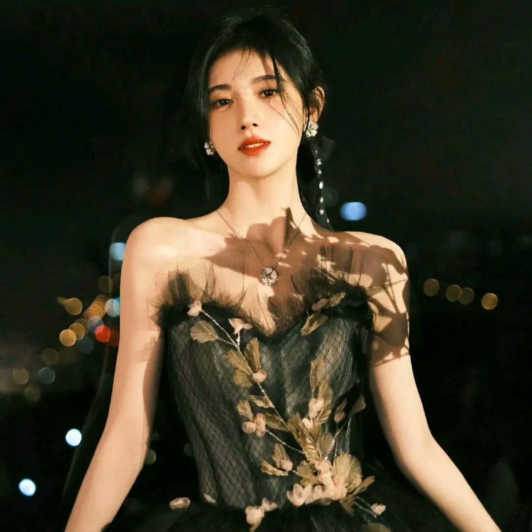 WikTF0806's tweet photo. 我的公主老婆～ https://t.co/uRQEMAhGNY