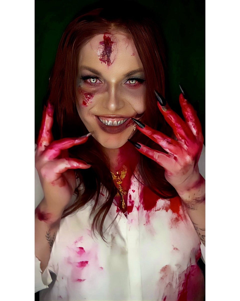 Kristannah_Drag's tweet photo. Ellie - Evil Dead Rise. Part 3. 🩸@EvilDead @RealAlyssaS @curleecronin #EvilDead   #cosplay #EvilDeadRise   #Drag @EvilDeadNews #AlyssaSutherland #maggotmommy https://t.co/v4XyXgJHfd