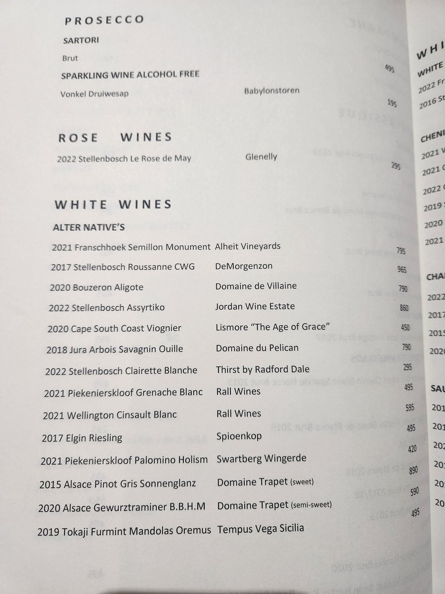 Prosecco, Rose All Day 😎 & Alter Natives white wines, be adventurous & discover 

#MiguelChan #Sommelier #Africa #Prosecco #SandtonSun #RoseAllDay #Semillon #Sandton #Roussanne #SandtonCentral #Assyrtiko #SouthernSun #Viognier #Farmall #WineBar #SanDeck #Clairette #Bar #Palomino