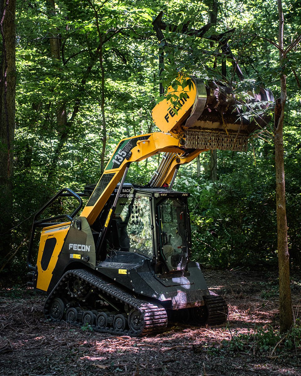 Getting those morning stretches in 💪

#fecon #builtforlife #landclearing #mulching #forestry #heavyequipmentoperator #heavyequipment #heavymachinery #heavyequipmentlife #heavyequipmentnation #bigmachines
