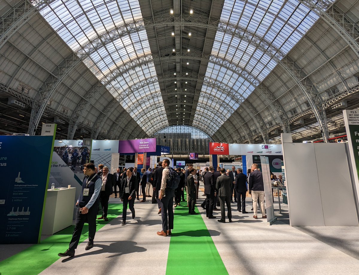 sustainable_nws's tweet photo. The team are onsite at #InnovationZero at Olympia. A busy day so far with some really insightful interviews.

Drop us a message if you want to chat with us.

@_InnovationZero @olympia_london #Sustainabiblity #CleanTech https://t.co/izVTLaFpoo