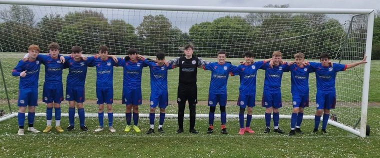 VIPERS WIN PROMOTION #Pitchero
sporting77.co.uk/news/vipers-wi…
