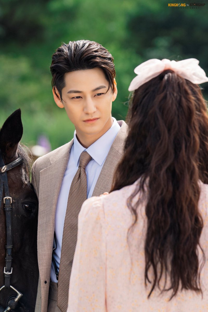 kimbumarchive's tweet photo. #KimBum #KimBeom #김범 #taleoftheninetaled1938 #구미호뎐1938 https://t.co/a1Z9nkK1Ys