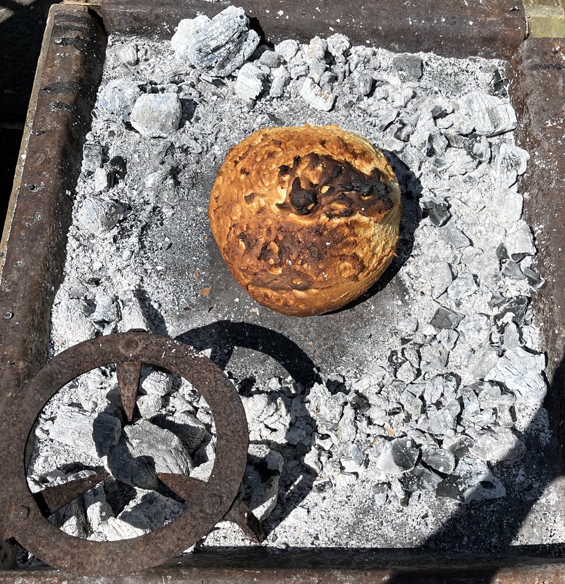 Material Worlds Research Centre tweet media