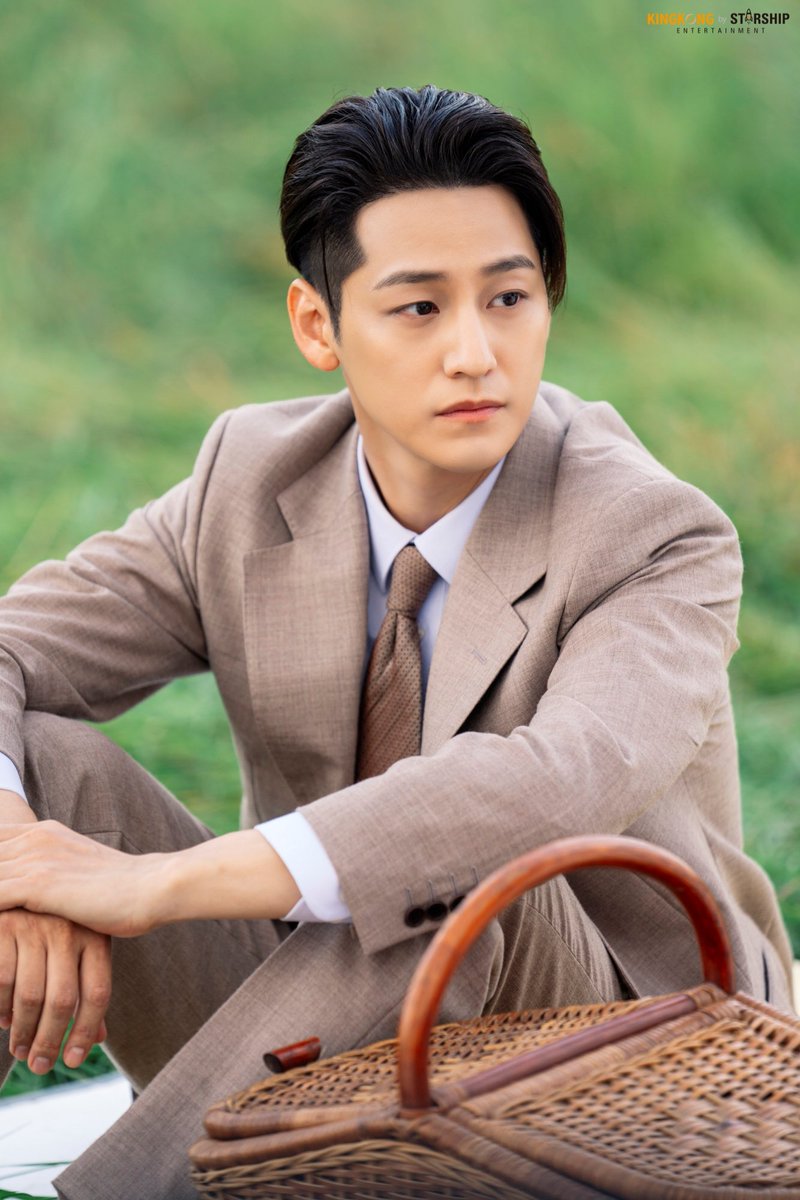 kimbumarchive's tweet photo. #KimBum #KimBeom #김범 #taleoftheninetaled1938 #구미호뎐1938 https://t.co/6VPMSpOp8e