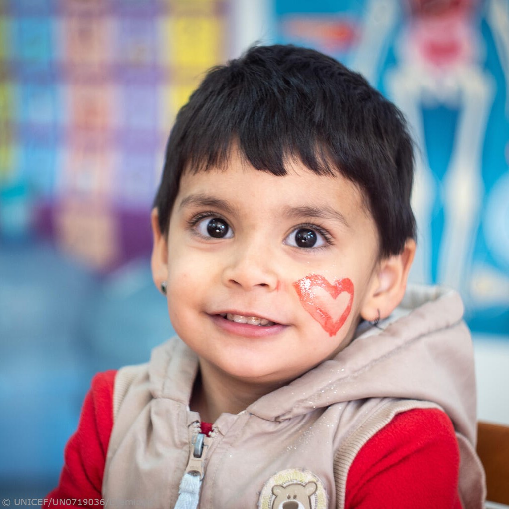 unicefenespanol's tweet photo. Derecho a sobrevivir 💙 
Derecho a la familia 💙 
Derecho a la salud 💙 
Derecho a la educación 💙 
Derecho a la seguridad 💙 

Derecho a la igualdad, #ParaCadaInfancia💙 https://t.co/PuSeBuMhqy