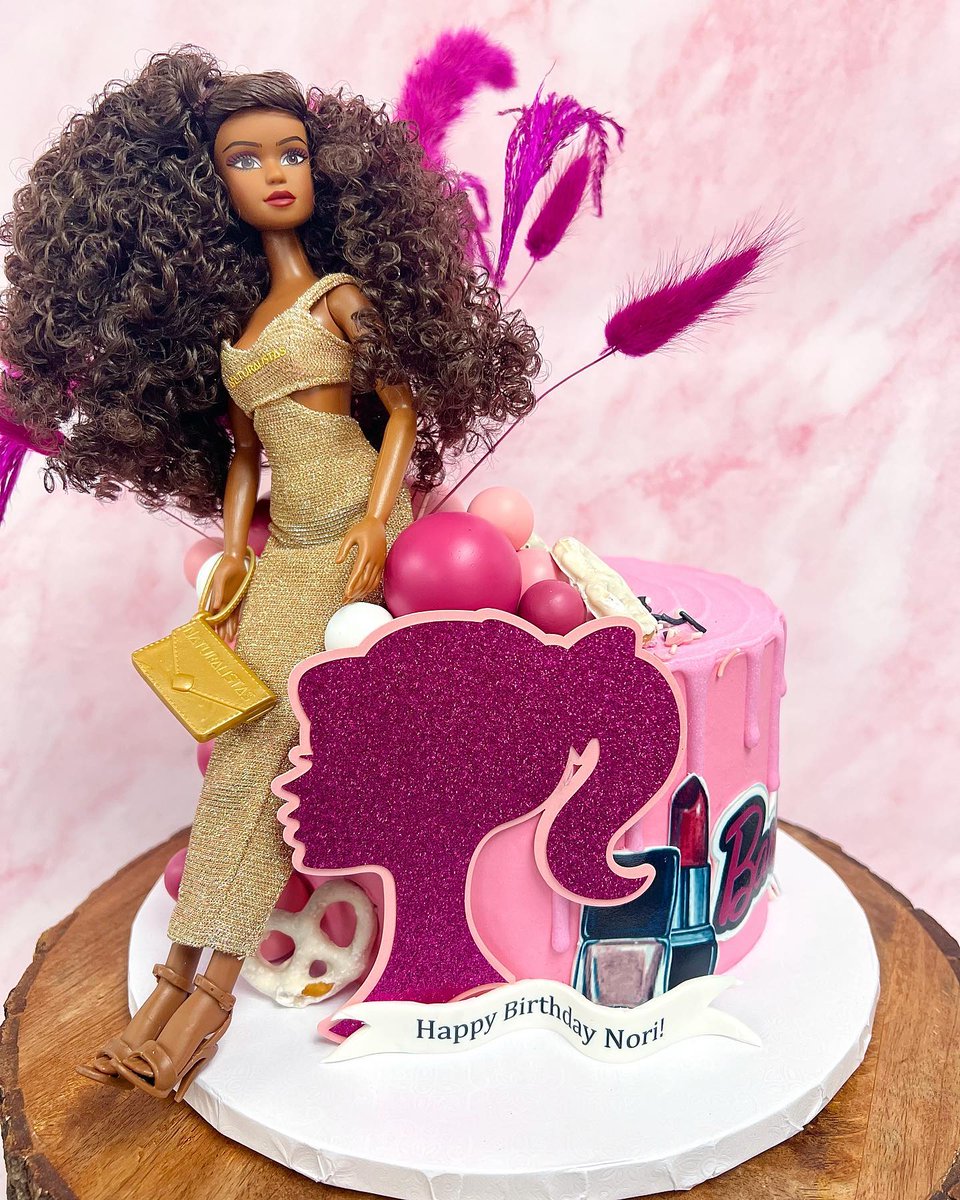 icinginks's tweet image. Make your little one&apos;s birthday celebration truly enchanting with our Edible cake tools and frosting sheets. 
Shop now: icinginks.com
Source: @chellewetschcakes
#BdayCake #Cakedesign #Icinginks