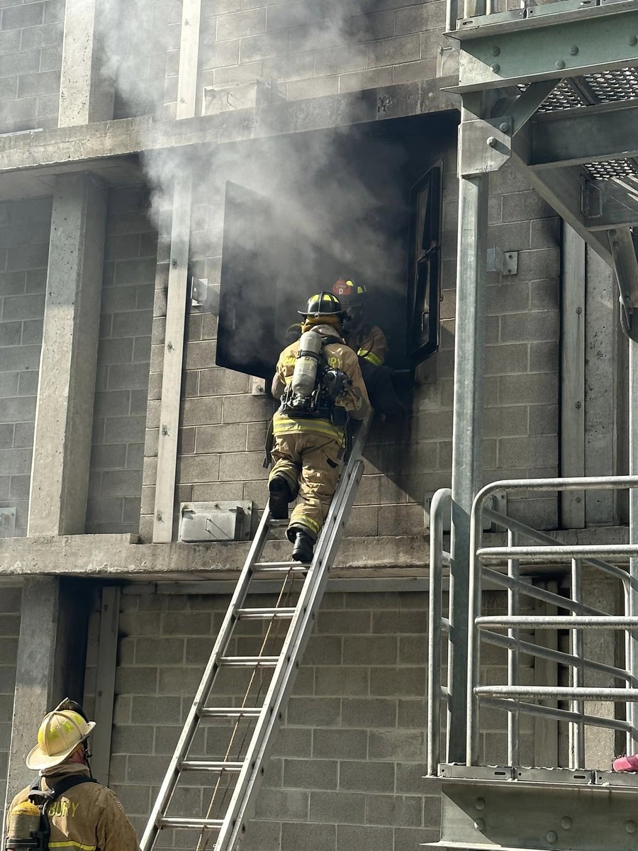 Our instructors conducted  two Live fire training event: one with the Middlebury FD at the Litchfield Fire School and second with Sandy Hook Vol Fire & Rescue utilizing an acquired structure.👨‍🚒 #FirefighterTraining #LiveFireTraining #MiddleburyFD #SandyHookFireRescue #MissionCIT