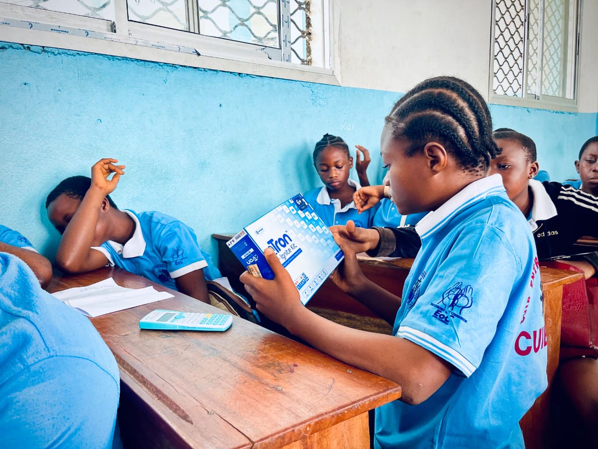 nzometia_n's tweet photo. The nTron™ Ignite Kit goes to the classroom ☑️.
We began a school tour of the nTron kit to do hands-on experiments with students who are our primary target of this product.
@nervtek_cii #nTron™ #Education #EdTech #Development #STEM #STEAM #Innovation #electronics #robotics https://t.co/weMo9gINJ9