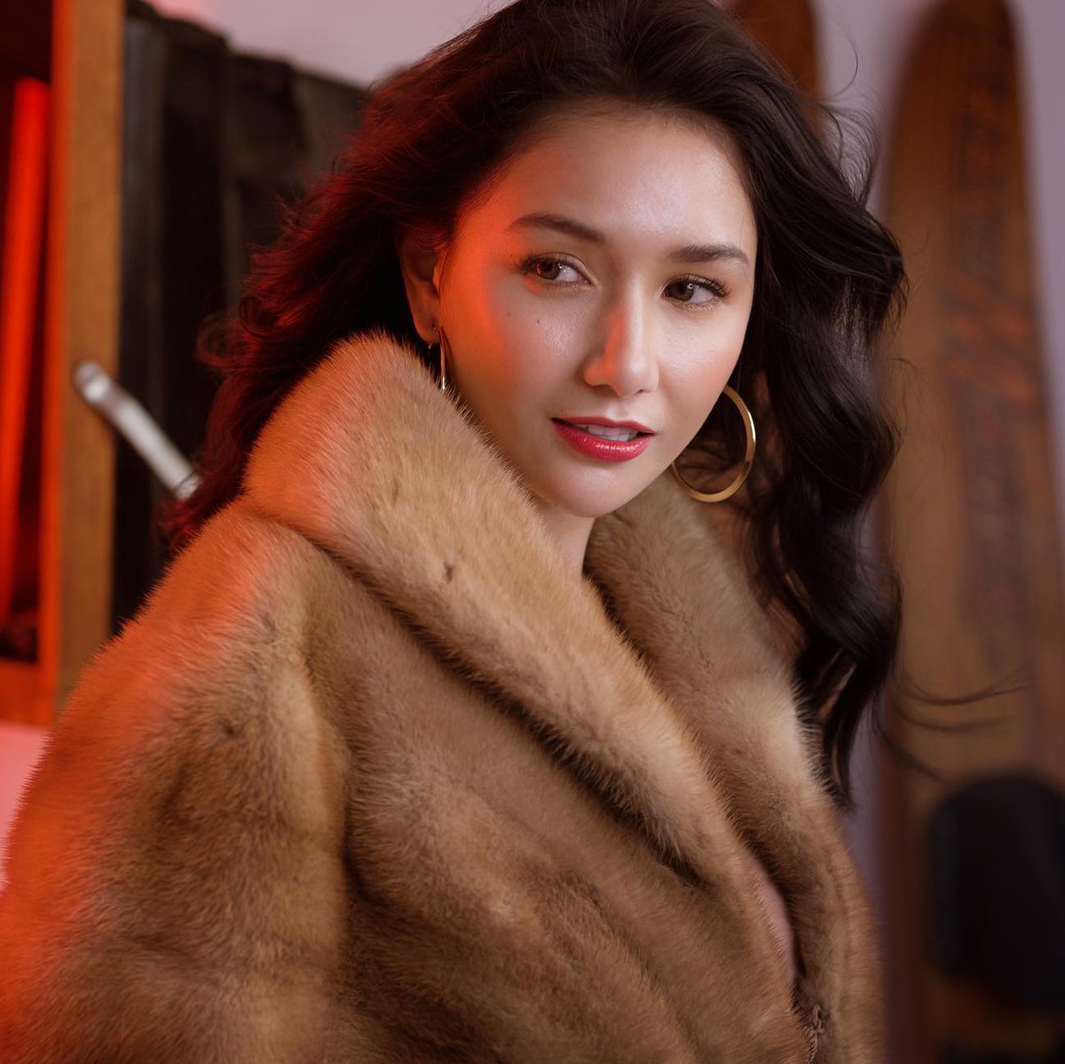 Imkapusofangirl Sgl (@imkapusofangirl) on Twitter photo Visuals? Check. How about craft? They aren't big names in GMA but they're always ready to show what they've got.
Catch ELLE VILLANUEVA, JON LUCAS, JAY ARCILLA and FAYE LORENZO on <a href="/TadhanaGMA/">Tadhana GMA</a>. #Tadhana Visuals? Check. How about craft? They aren't big names in GMA but they're always ready to show what they've got.
Catch ELLE VILLANUEVA, JON LUCAS, JAY ARCILLA and FAYE LORENZO on <a href="/TadhanaGMA/">Tadhana GMA</a>. #Tadhana