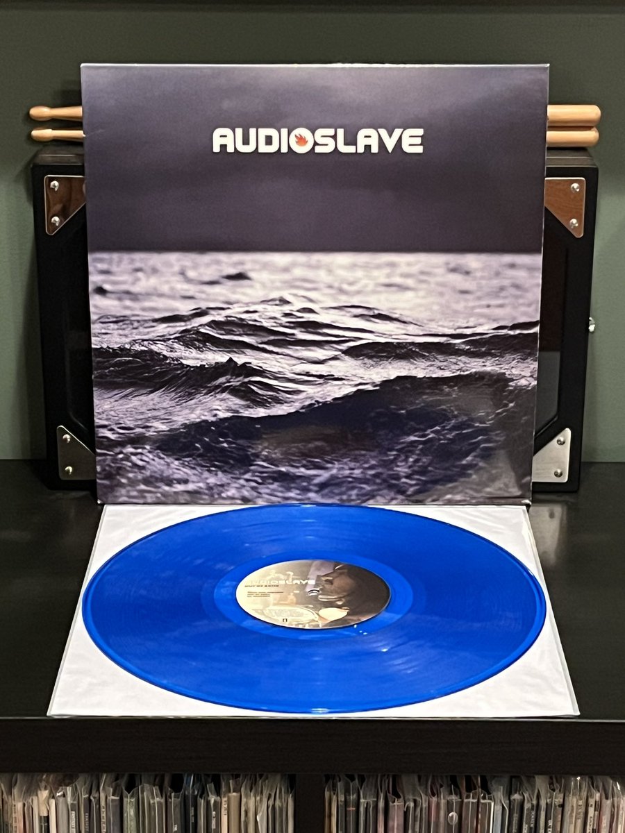 Czar321's tweet image. Audioslave released their 2nd studio album “Out Of Exile” May 24th, 2005. 
#Audioslave #OutOfExile