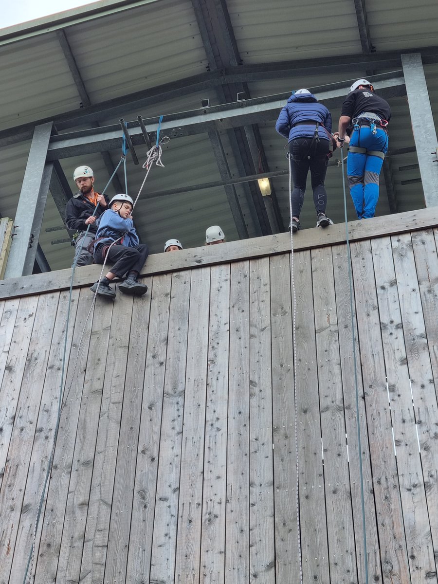 campbeeslackASG's tweet photo. What goes up must come down... https://t.co/ZaA9EOm9t6