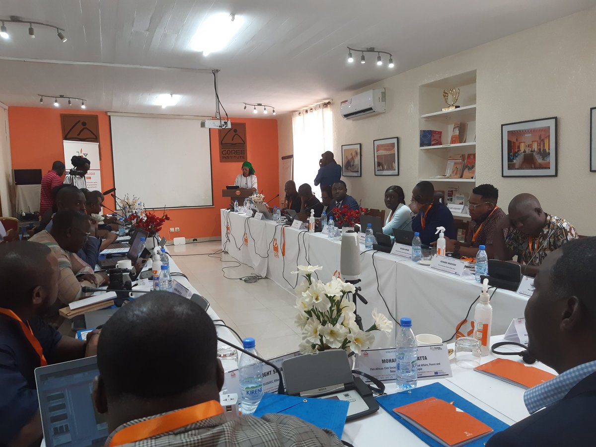 Atelier de renforcement de l'engagement citoyen dans la gouvernance democratique en Afrique avec Goree Institute #charterprojectafrica,#goreeinstitute