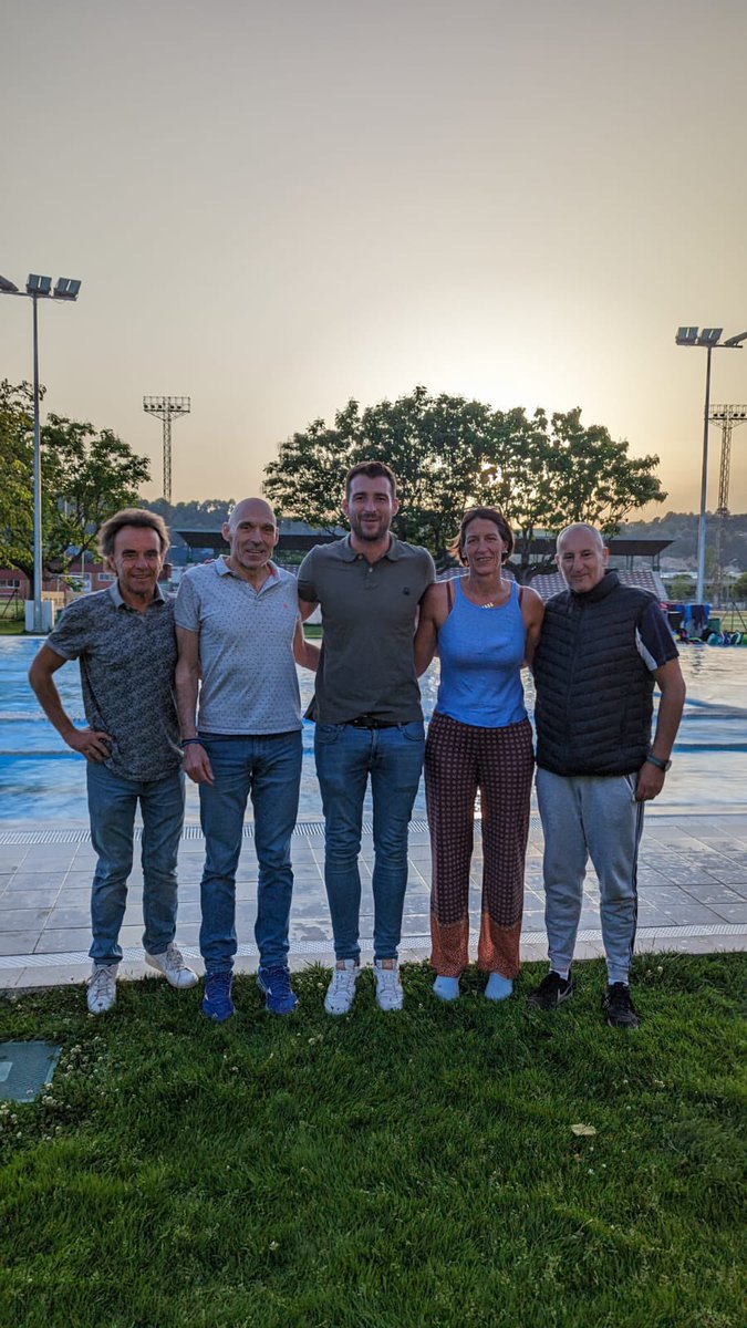 🆕 BENVINGUT FRANCESC💥

<a href="/franpolo3/">Fran Sánchez</a> serà el nou entrenador del primer equip absolut masculí de waterpolo la pròxima temporada🤽‍♂️

ℹ️ El tècnic terrassenc ha format part de la selecció Espanyola Absoluta com a jugador, i ha estat durant set anys entrenador del Club Natació Mataró.