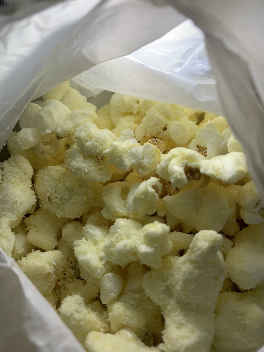 Akirisoresgirl's tweet photo. Have you tried popcorn mixed in powered milk? Oh my goodness ๐
#toothsome #forthesweettooth https://t.co/gGN6gpYG6b