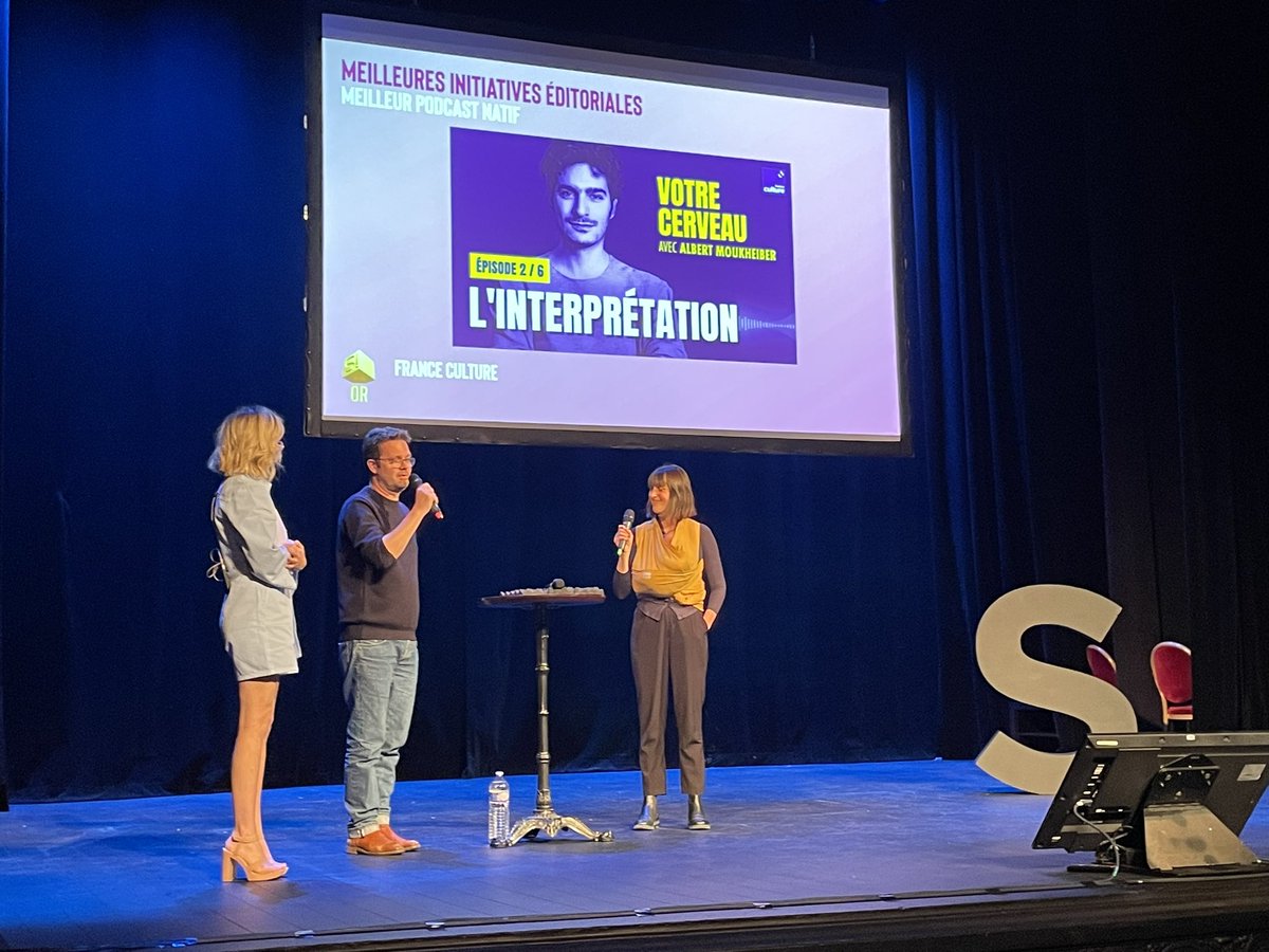 franceculture's tweet photo. 🏆Grands Prix de l’Innovation média de @Strategies
🥇Le podcast « Votre Cerveau - La perception de la réalité, avec Albert Moukheiber » reçoit le prix Or dans la catégorie « Meilleur podcast natif ».
🎉Félicitations à toutes les équipes !
#GpStrat 
(Ré)écoutez cette saison➡️
https://t.co/hYcrexCZtQ