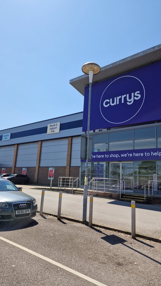 This microwave has survived several owners, glowups &amp; 8+ years of graft. But it finally gave up yesterday and has now gone to its final resting place <a href="/currys/">Currys</a> Mansfield. RIP little hero. #CurrysCashforTrash