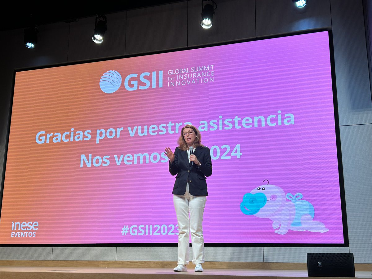WonderWomanPSR's tweet photo. Clausura del Global Summit for Insurance Innovation #GSII2023 @Inese_seguros de la mano de Susana Pérez 
Un honor haber participado como jurado de los #PremiosAzul 😊 @asufin_ https://t.co/w9gJ3wROBn