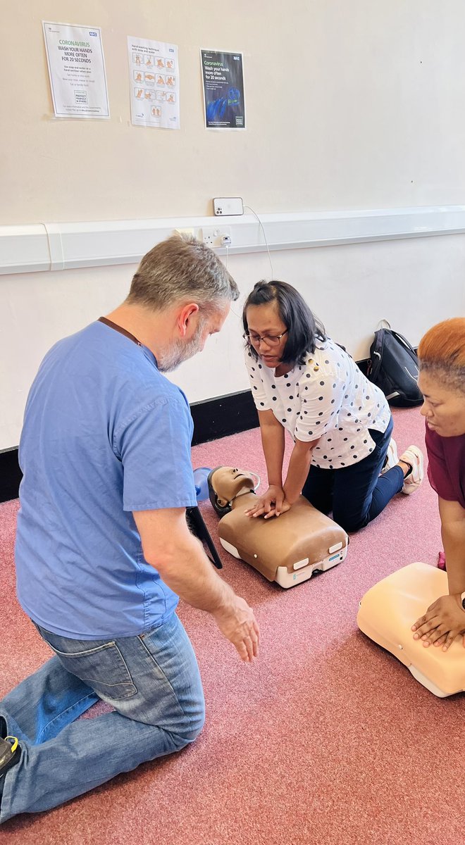 cludet2017's tweet photo. Lucky to have our BLS training in house! 👶👩 @CityHackneyHV @NHSHomerton  #stleonardhospital https://t.co/Ey0BjvEKRh