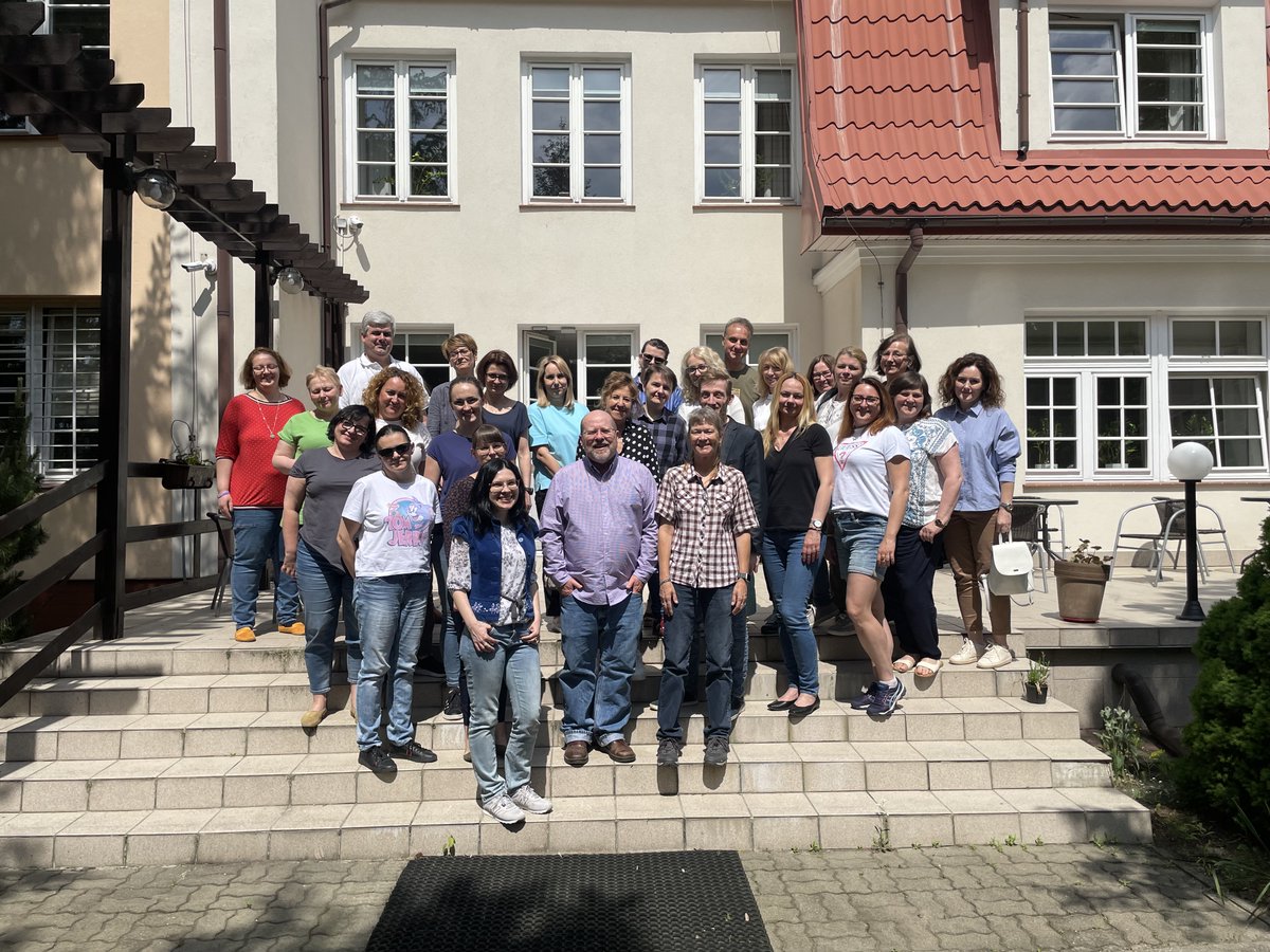 Wonderful participants here in sunny ☀️Sulejówek, Poland 🇵🇱, for the ECML-ICTREV workshop for language teachers. <a href="/CoE_Education/">Council of Europe Education</a> @MartinaEmke @UrsulaStickler