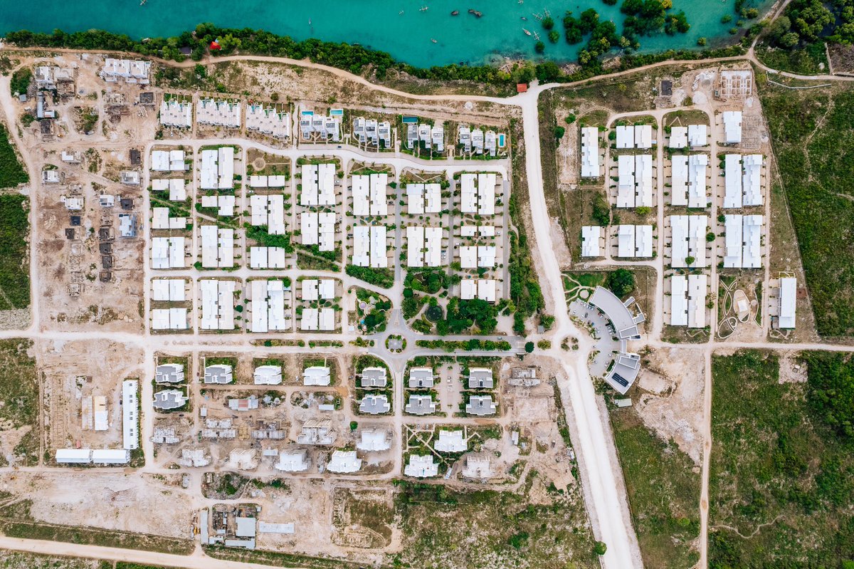 FumbaTown's tweet photo. Fumba Town - where waves meet imagination, building extraordinary properties along the Coast of the Indian Ocean!
For inquiries, contact us via +255 623 989 900 or drop an email: sales@fumba.town
#FumbaTown #Construction #BuildingDreams #ConstructingTheFuture https://t.co/XEHXZl6krR
