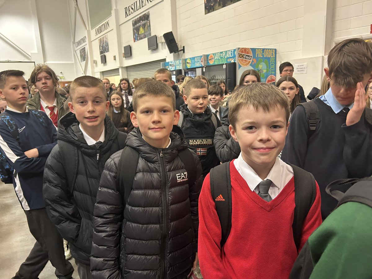 StJOHS's tweet photo. More happy P7 faces today @StJOHS https://t.co/vBBrZOb74G