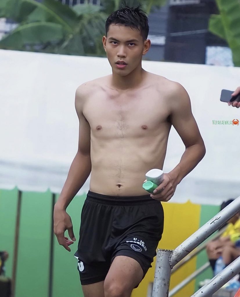 kkball2023's tweet photo. หล่อครับ #ชอบเกงบอล #ชอบเกงบอล2023 https://t.co/g7Mzk1bOMj