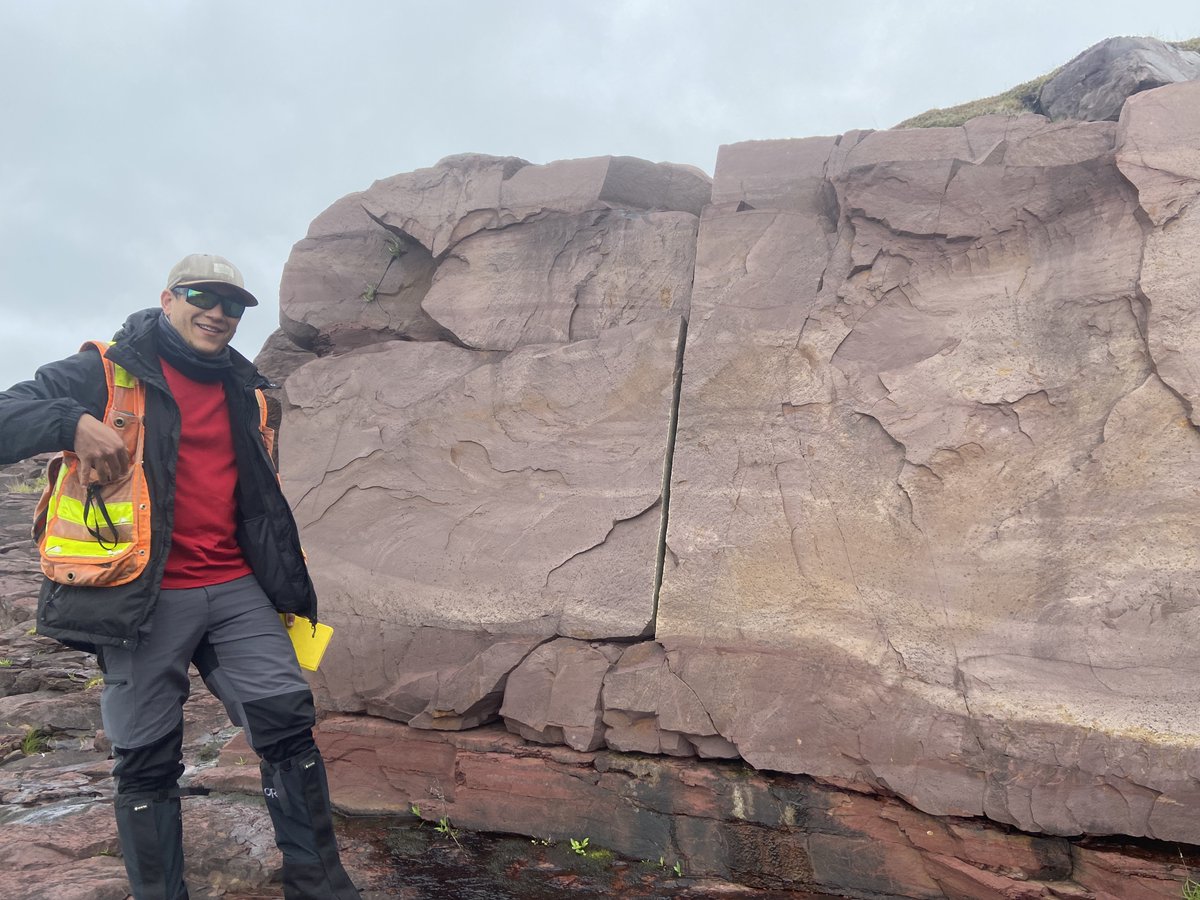 GAC-MAC 2023 attendees, check out Santiago Serna Ortiz's talk at 5:20 - 5:40 pm, SS25-1 in C112: STRATAL EVOLUTION AND PROVENANCE OF A PRECAMBRIAN DELTA IN A TECTONICALLY ACTIVE TERRANE: THE LOWER SIGNAL HILL GROUP
@gacmacsga2023
#GACMAC #sedimentology #tectonics #avalon #deltas