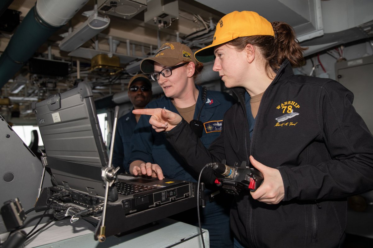 Underway in the #nuclearfleet aboard aircraft carrier USS Gerald R. Ford (CVN 78), Fire Controlman 2nd Class Felicia O'Lay, center, and Lt. Montana Geimer, operate the I-Stalker in the pilot house. #unmatchedpropulsion #peoplegetthingsdone