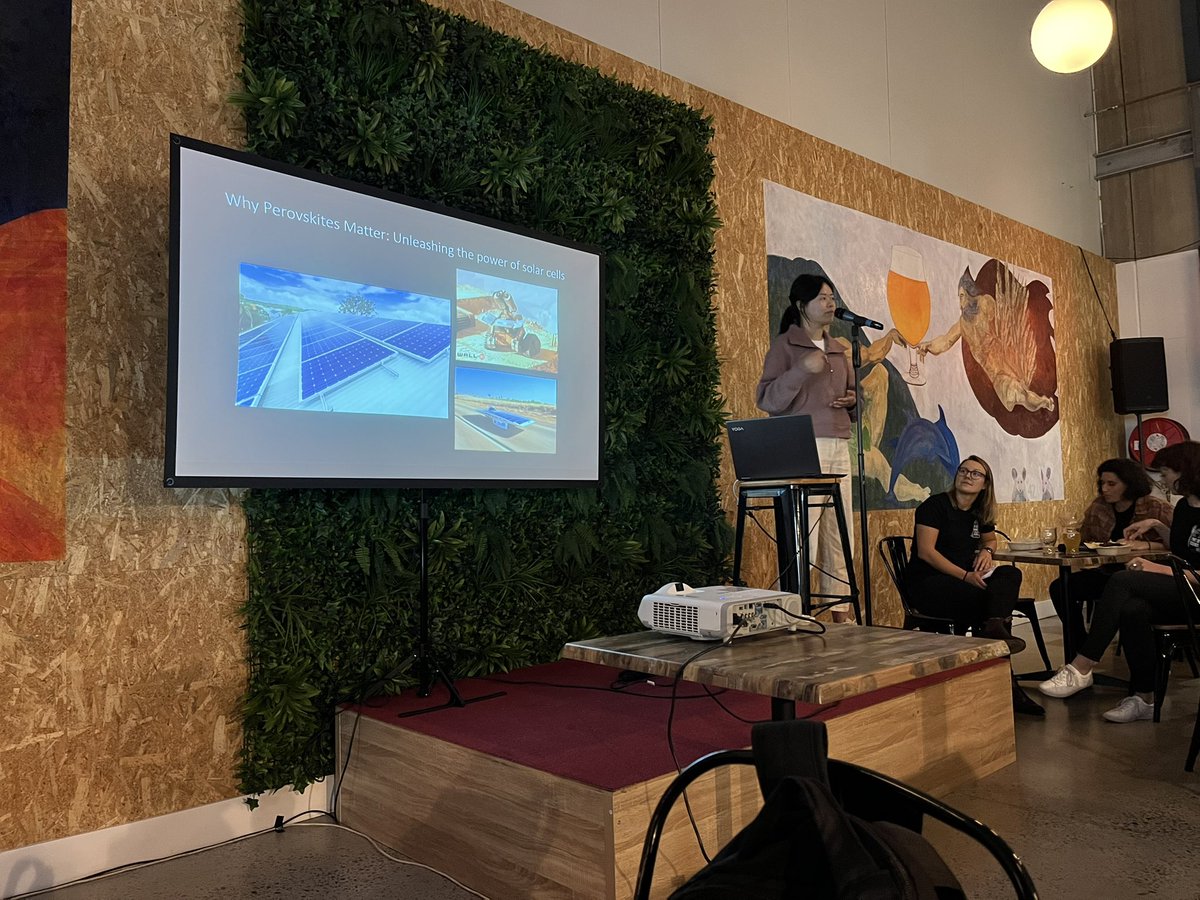 yongxinlyu's tweet image. 🍺Had great fun last night speaking about perovskites at #PintAU23. Super grateful for amazing audience and @pintofscienceAU team. Special thanks to @saxiao2021 for the photos!