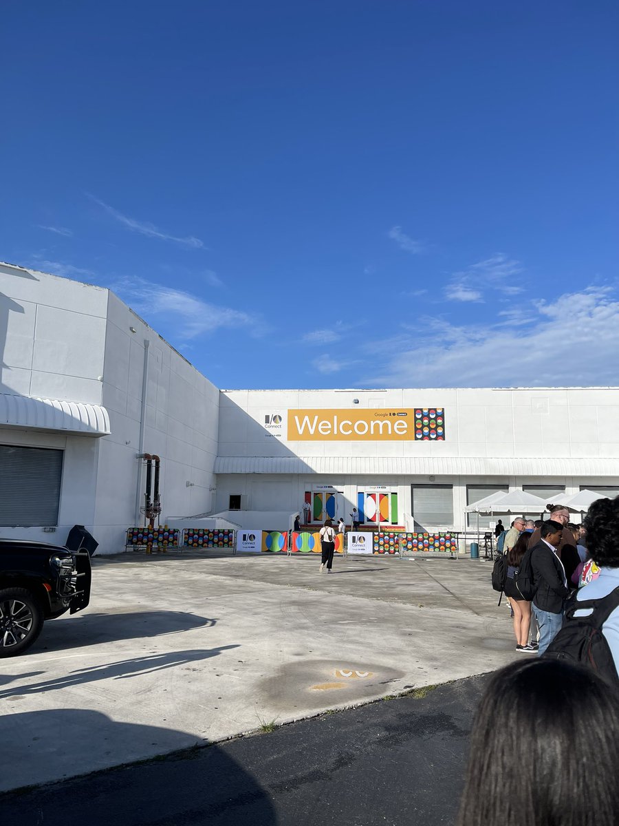 moseskalema00's tweet image. Let the day begin 
#GoogleIO 
#googleioconnect 
#googleio2023 
#Miami