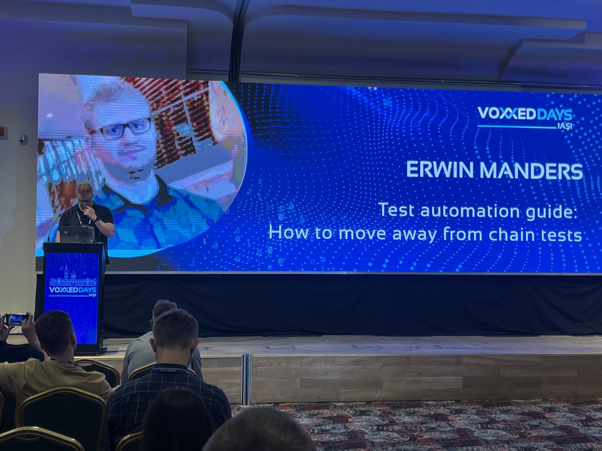 VoxxedIasi's tweet image. A warm welcome to @erwin_manders to @VoxxedIasi with a cool session on Test automation! #itisfun