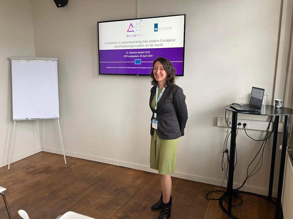 detect_drug's tweet photo. On 20/04, our partner form #DJI , gave a presentation about the cooperation with contracting authorities from other European countries and with market parties in the context of the #DrugDetect. #EUSecurityResearch #omc #cosme #drugdiscovery #technology #InnovationProcurement https://t.co/96CRpIPjCI
