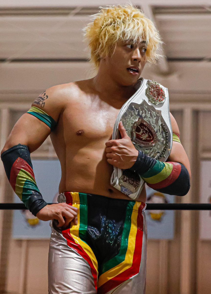 lee_7122's tweet photo. 横浜➡️札幌➡️函館➡️盛岡➡️新潟🎧🎧🎧
WE ARE NATURALVIBES 🔥
#dragongate #prowrestling
#NATURALVIBES #Bravegate #champion https://t.co/G7EufAdM2u