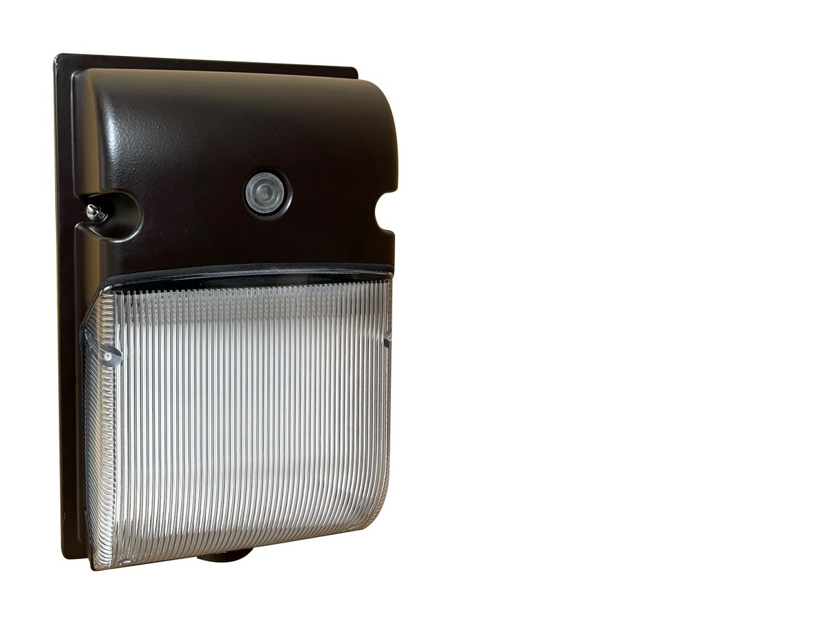 Howard Lighting tweet media