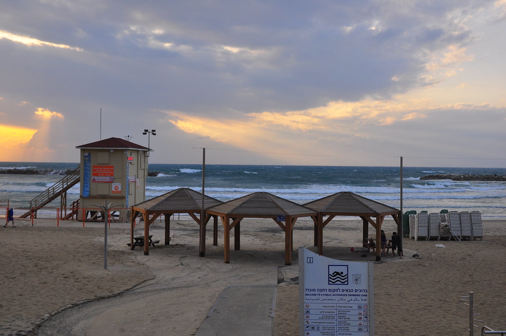 Nitish848535785's tweet photo. Frishman Beach Tel Aviv Mediterranean Israel
#frishmanbeach #telaviv #israel #beach #telavivbeach #futev #sunset #tlv #sonya #travel #gordonbeach #frishman #tamron #telavivcity #c #photography #beautiful #vacation #beachvolley 
https://t.co/CLjZtucY8X https://t.co/RxqLzbKYP5