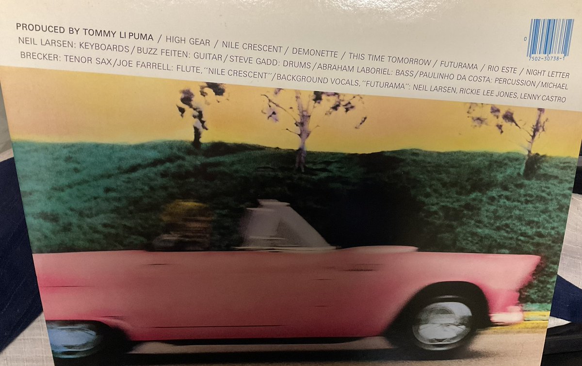 takanomasajazz's tweet photo. .今日の睡眠音楽はNeil Larsen 朝から何枚か聴いてるが、これからこの「High Gear」を🎶これ参加メンバー見たら、DsはSteve Gadd,Bs:Abraham Laboriel.   Sax:Joe Farrell😃やっぱ凄い😃🎶これからもう一杯飲んでこれ聴いて寝ます。#NeilLarsen #SteveGadd https://t.co/KwsrwfRuwT
