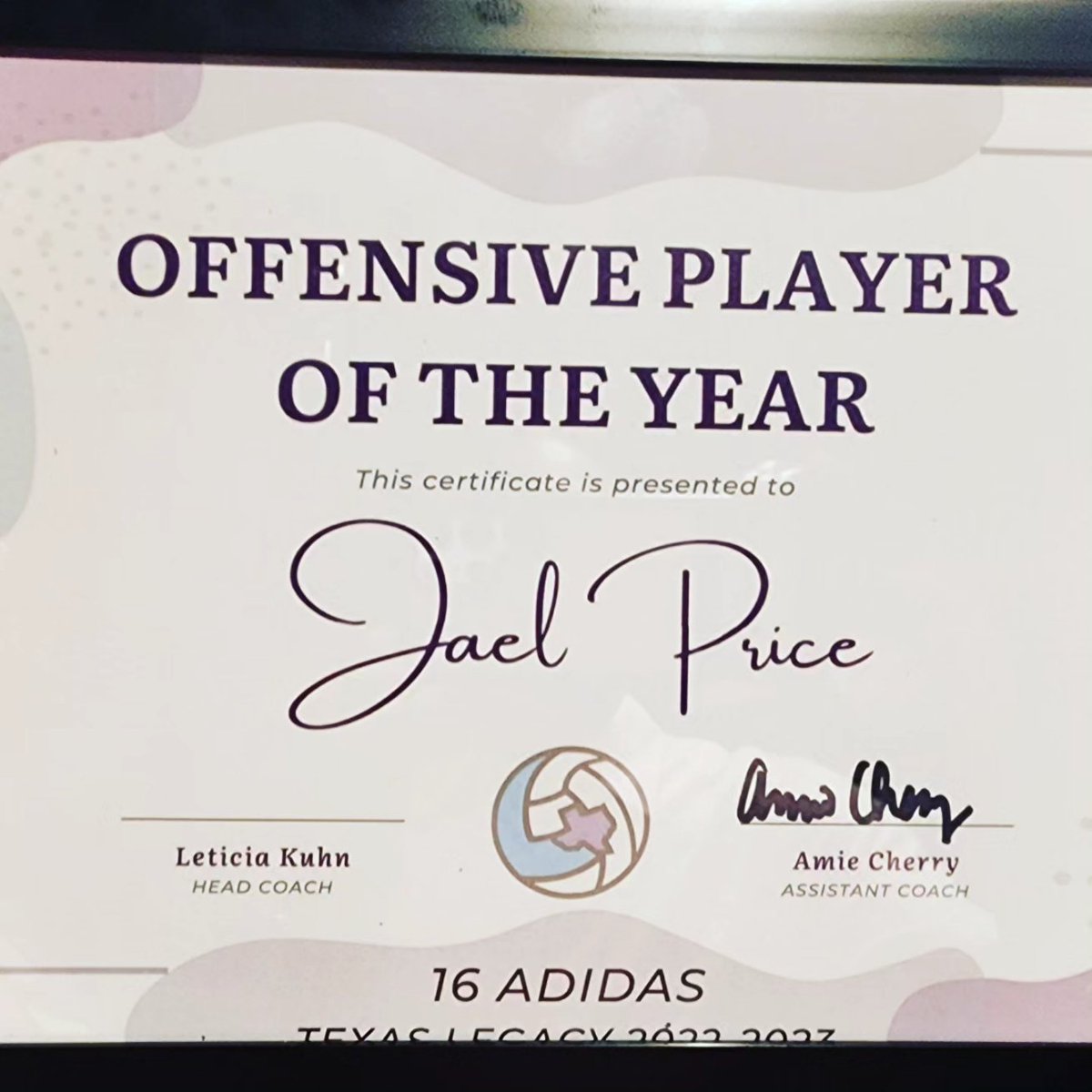 jaelprice2007's tweet photo. Moved from MB for the first time ever to a 6-rotation player. Credit goes to all my coaches and teammates😍
#leavealegacy
@PrepDigTX @TexasLegacyVB @Getrecruited22 @texasvbi https://t.co/rKIUZZtvks