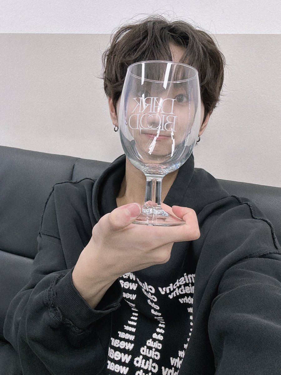 enhypenweverse's tweet photo. [ #정원’s Post ] 230524

#JUNGWON: It's nice to meet ENGENEs after awhile~♡

@ENHYPEN_members @ENHYPEN #ENHYPEN #엔하이픈 https://t.co/SONi3ih3ik
