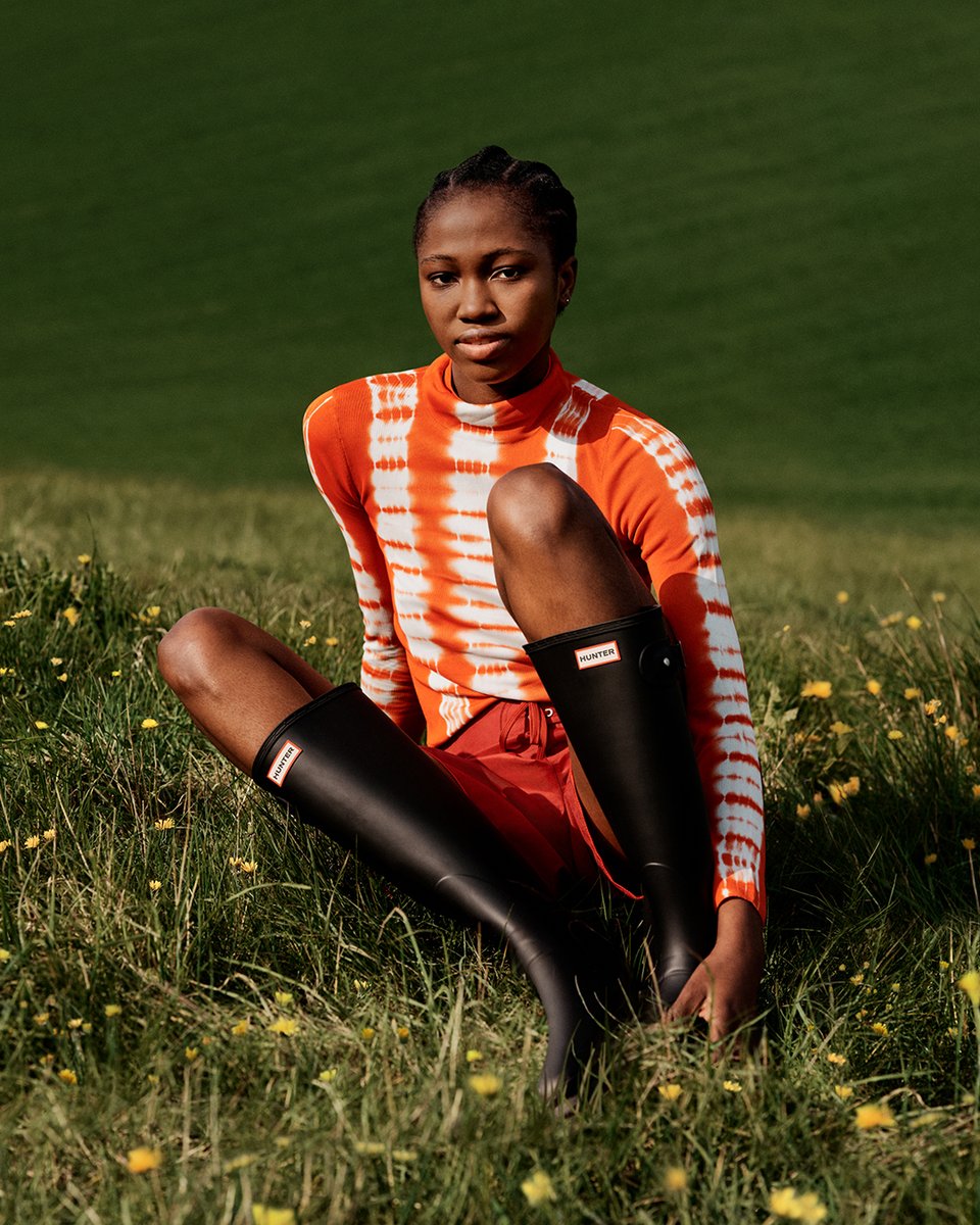 Festival field ready 🌼 The iconic Original Wellington Boot is your festival staple, come rain or shine. 

Shop #HunterOriginals now: bit.ly/3MsxRPn

#HunterFestivals