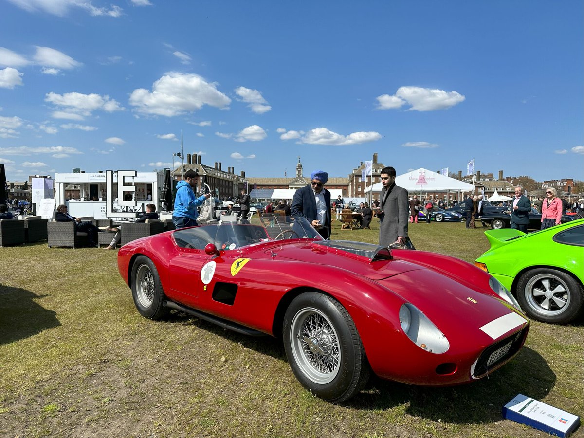 This beautiful 1960 Cegga 250 TR Sanction was for sale at £POA.  Just a super super looking car. Just beautiful.  We love it.

#ferrari #super #supercar #supercars #fastcars #beautifulcars #supercarsdaily #classiccarsdaily #salonprive #salonprivelondon #london